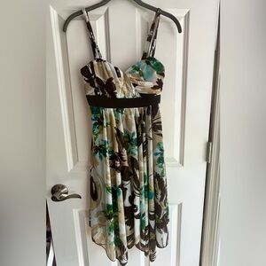 Trixxi floral pattern dress size m